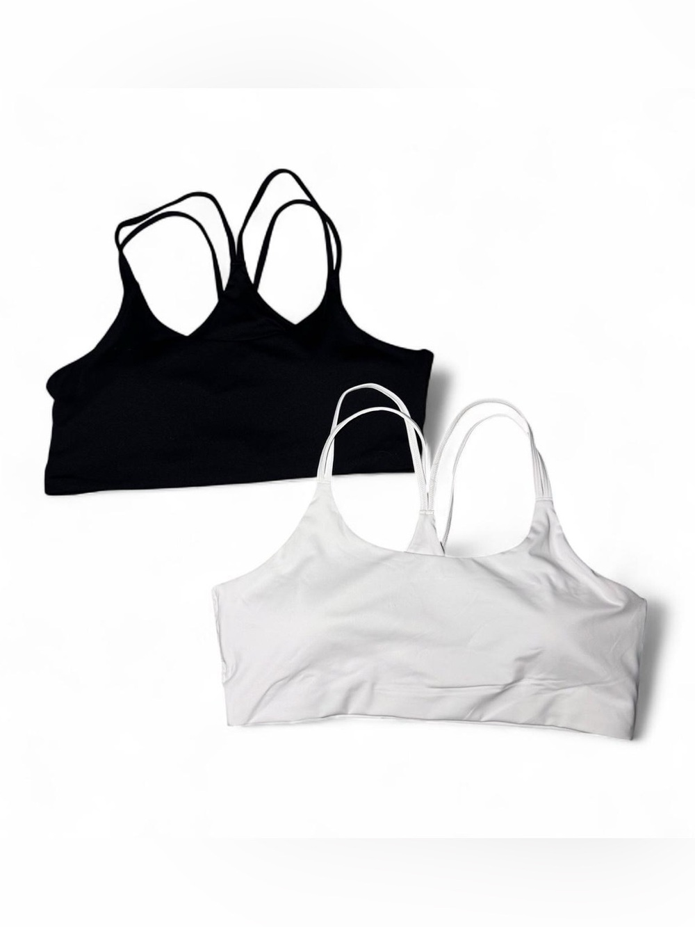 Fabletics Black and white gym sports bras bundle Size XL☮️